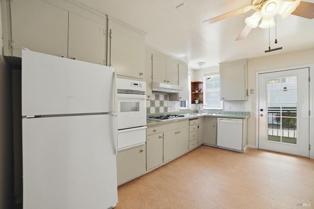 1856 Terry Rd, Santa Rosa, CA 95403