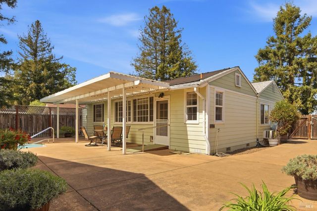 1856 Terry Rd, Santa Rosa, CA 95403