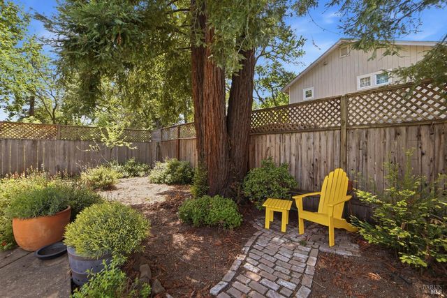 1856 Terry Rd, Santa Rosa, CA 95403