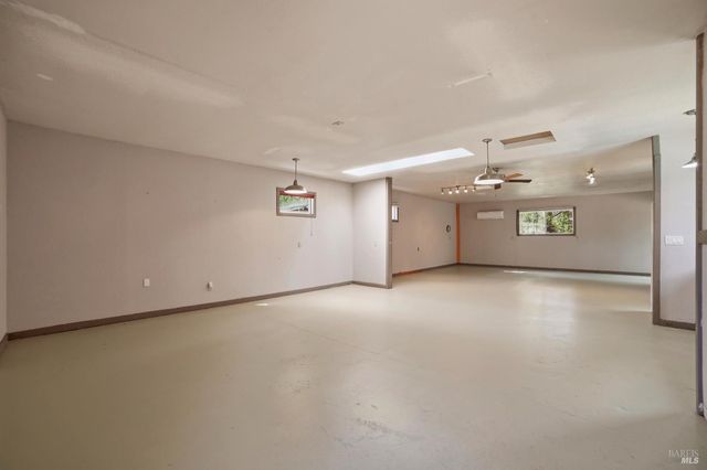 1856 Terry Rd, Santa Rosa, CA 95403