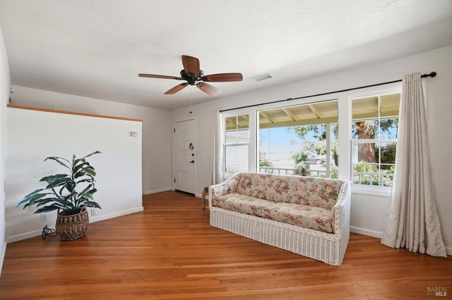 1856 Terry Rd, Santa Rosa, CA 95403