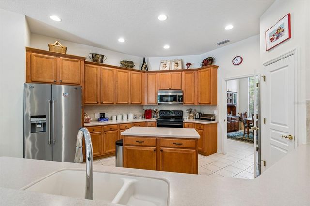 7308 AMBLESIDE DRIVE, Land O Lakes, FL 34637