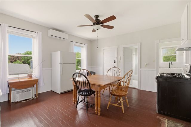 29 Prospect Street 3, Bristol, RI 02809