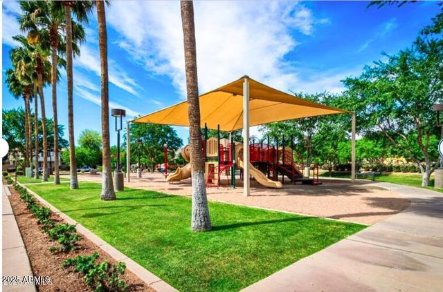 4235 E BETSY Lane, Gilbert, AZ 85296