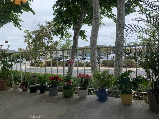 300 Cagney 115, Newport Beach, CA 92663