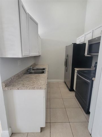 4530 NW 185 Street 4530, Miami Gardens, FL 33055