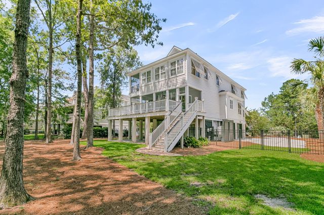 2017 Ashburton Way, Mount Pleasant, SC 29466