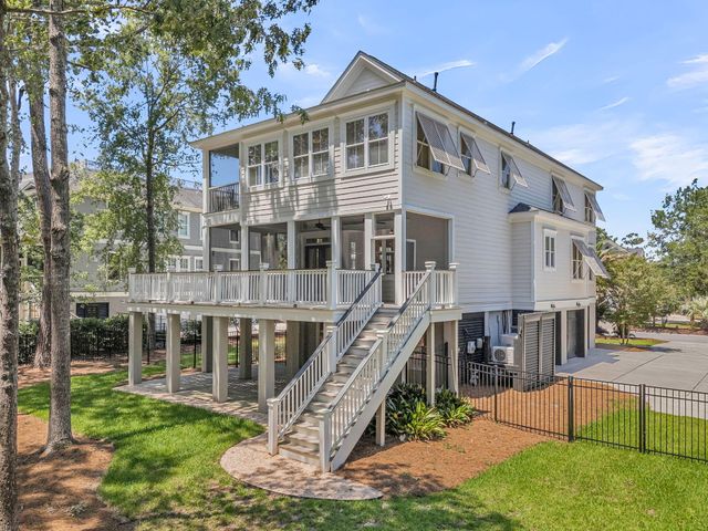2017 Ashburton Way, Mount Pleasant, SC 29466
