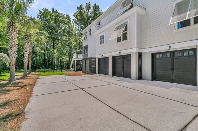 2017 Ashburton Way, Mount Pleasant, SC 29466