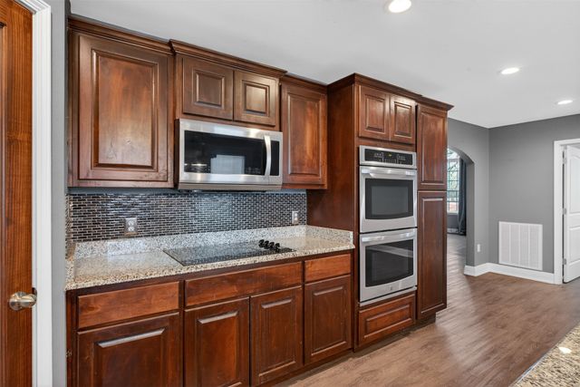 720 Haggerty Road, Karnack, TX 75661