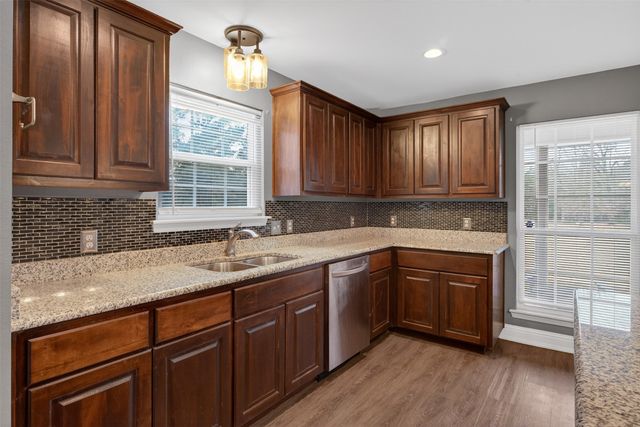720 Haggerty Road, Karnack, TX 75661