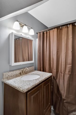 720 Haggerty Road, Karnack, TX 75661