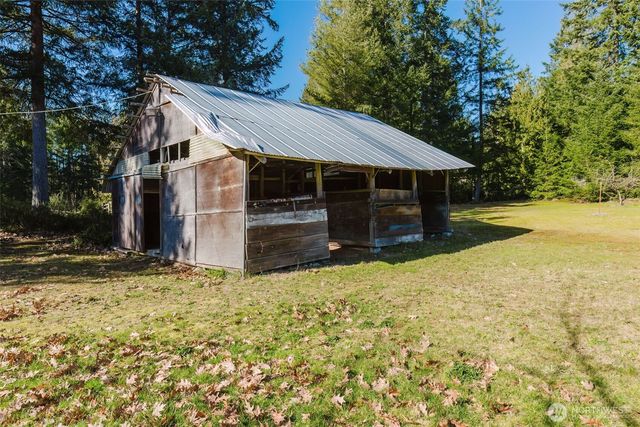 3236 NW Gillard Place, Seabeck, WA 98380