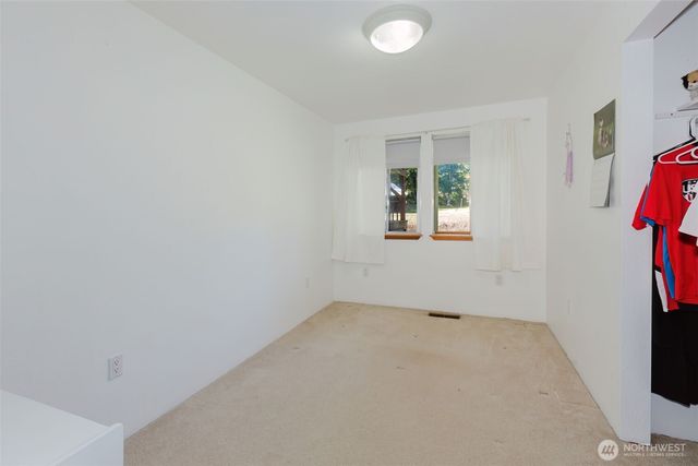 3236 NW Gillard Place, Seabeck, WA 98380