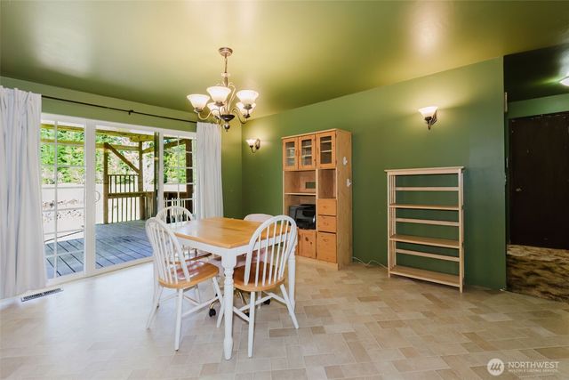 3236 NW Gillard Place, Seabeck, WA 98380