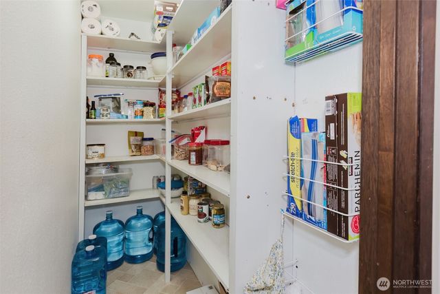 3236 NW Gillard Place, Seabeck, WA 98380