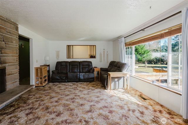 3236 NW Gillard Place, Seabeck, WA 98380