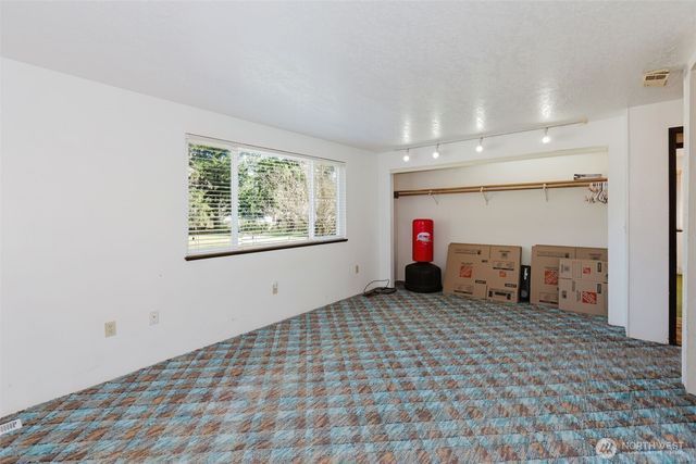 3236 NW Gillard Place, Seabeck, WA 98380