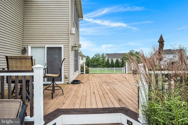 7433 VIEW CREST DR, Harrisburg, PA 17112