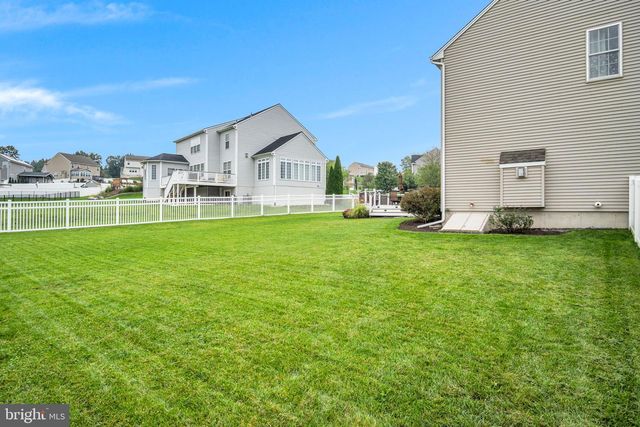 7433 VIEW CREST DR, Harrisburg, PA 17112