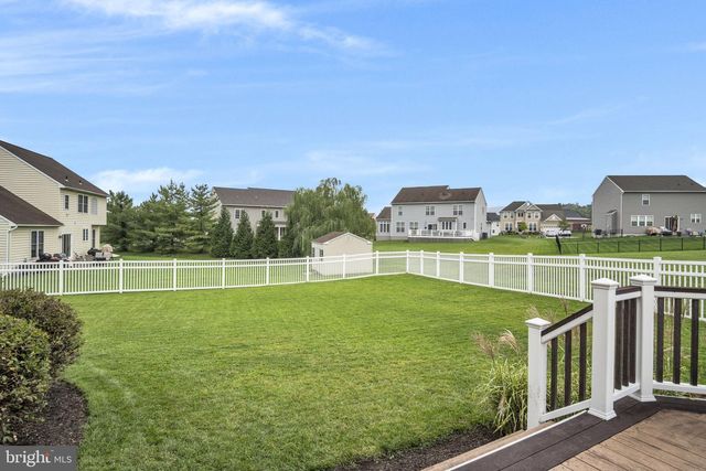 7433 VIEW CREST DR, Harrisburg, PA 17112