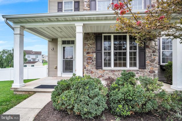7433 VIEW CREST DR, Harrisburg, PA 17112
