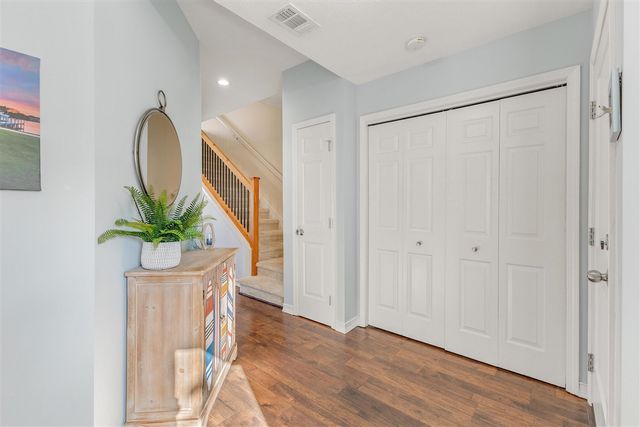 943 W Savidge Street, Spring Lake, MI 49456