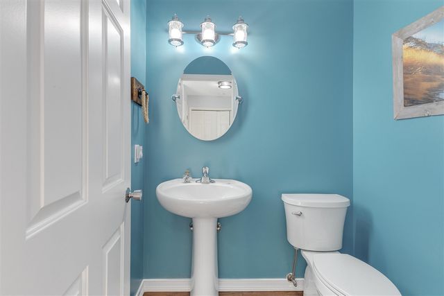 943 W Savidge Street, Spring Lake, MI 49456