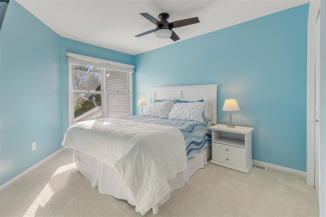 943 W Savidge Street, Spring Lake, MI 49456