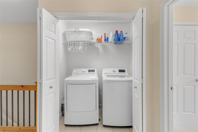 943 W Savidge Street, Spring Lake, MI 49456