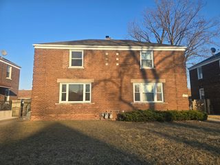 11233 S Avenue M, Chicago, IL 60617