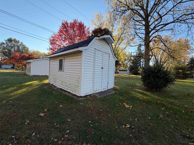 701 State Road 13, North Manchester, IN 46962