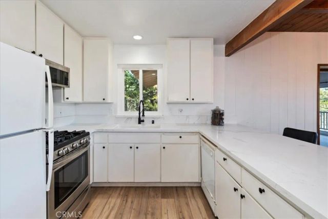 26599 Placer, Lake Arrowhead, CA 92352