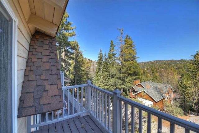 26599 Placer, Lake Arrowhead, CA 92352