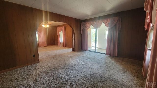 608 W 4th St, Walsenburg, CO 81089