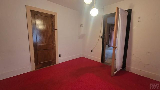 608 W 4th St, Walsenburg, CO 81089