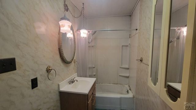608 W 4th St, Walsenburg, CO 81089