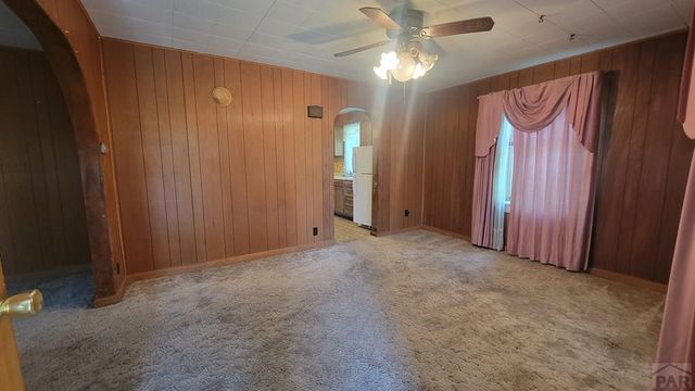 608 W 4th St, Walsenburg, CO 81089