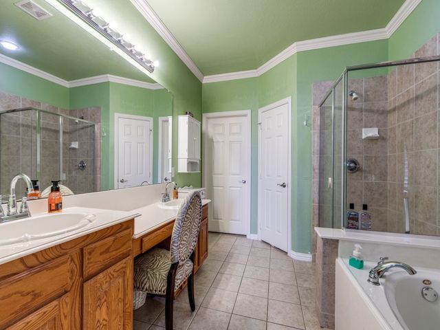 1605 San Carlos Drive, Van Alstyne, TX 75495