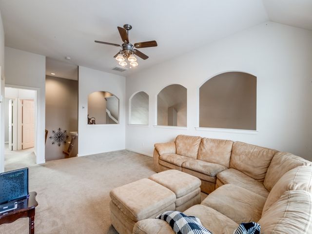 1605 San Carlos Drive, Van Alstyne, TX 75495