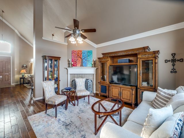 1605 San Carlos Drive, Van Alstyne, TX 75495