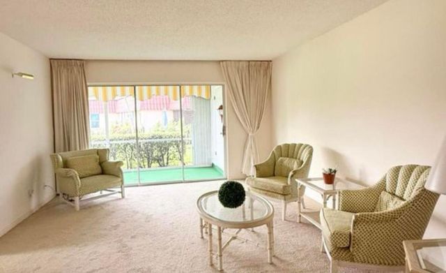 734 Nantucket Circle, Lake Worth, FL 33467