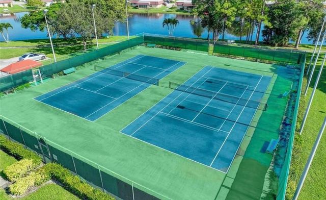 734 Nantucket Circle, Lake Worth, FL 33467