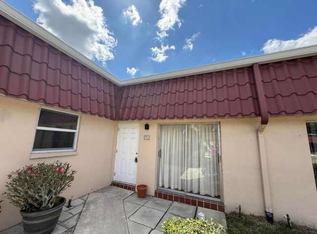 734 Nantucket Circle, Lake Worth, FL 33467