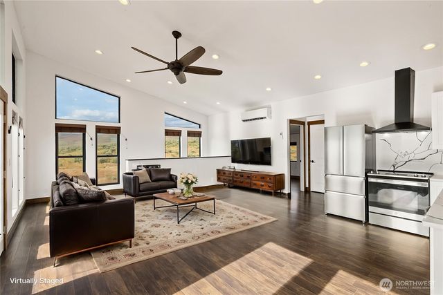1171 Sage Hills Drive, Ellensburg, WA 98926