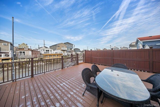 19 W 13th Road, Broad Channel, NY 11693