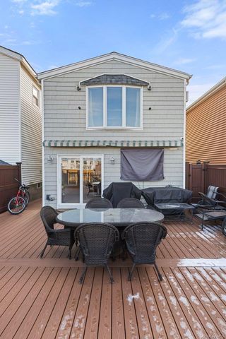 19 W 13th Road, Broad Channel, NY 11693
