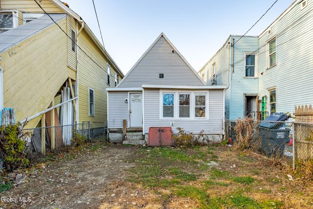 356 4th Avenue, Troy, NY 12182