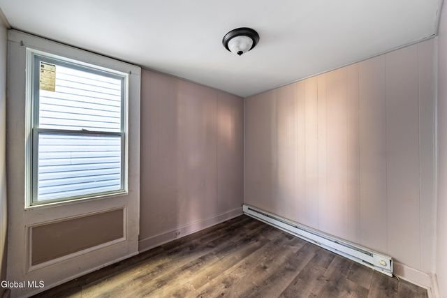 356 4th Avenue, Troy, NY 12182