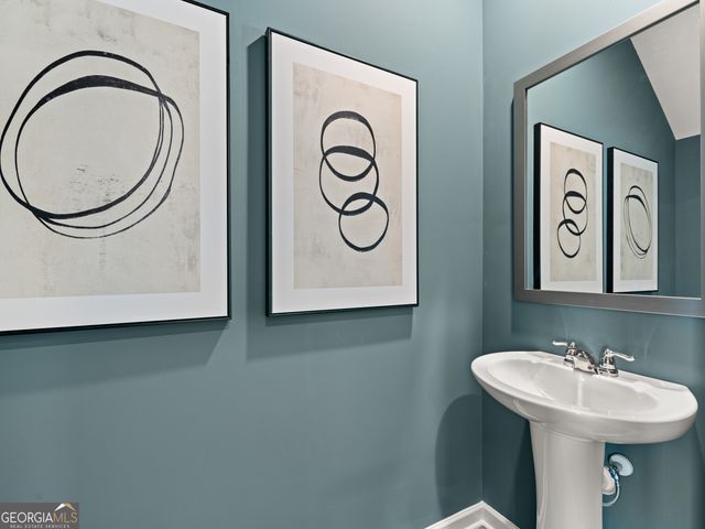 5989 Skylar Drive Drive 70, Atlanta, GA 30336